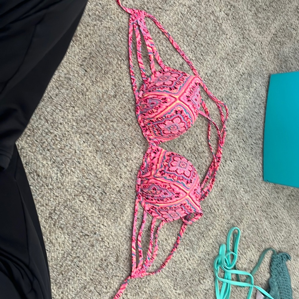 Bikini top